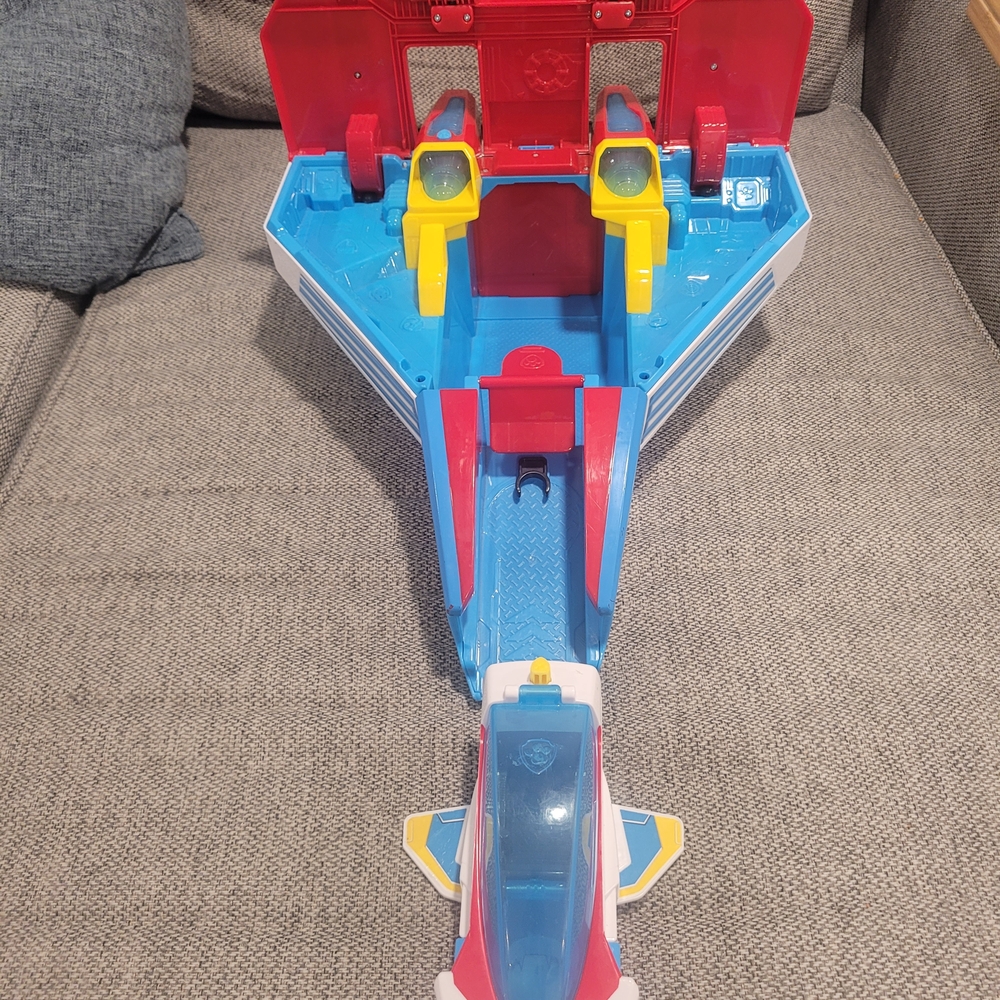 Paw Patrol Mighty Pups Jet Command Center With Lights And Sounds - Picture 4 of 5